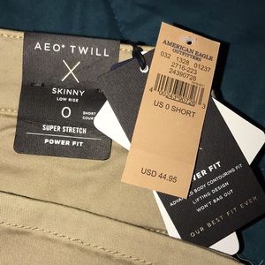 NWT American Eagle Skinny Pants Short